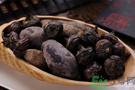 荸薺怎么去皮？荸薺煮多長時間？