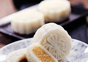 冰皮月餅和冰淇淋月餅有什么區(qū)別？冰皮月餅和冰淇淋月餅?zāi)膫€(gè)好吃？