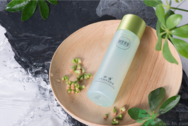 相宜本草的護(hù)膚品怎么樣？相宜本草的護(hù)膚品適合多大年齡？