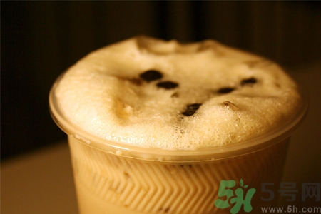晚上可以喝奶茶嗎？晚上喝奶茶好嗎？