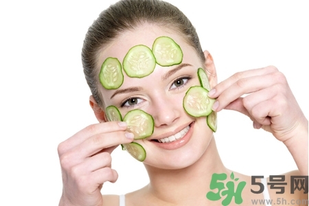 貼黃瓜片后要洗臉嗎？敷黃瓜片后需要洗臉嗎？