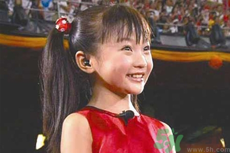 9歲女生的標(biāo)準(zhǔn)身高體重是多少？9歲女生正常身高體重是多少？