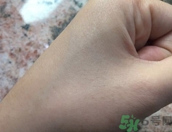 菲詩小鋪水光無瑕氣墊修顏乳怎么用？菲詩小鋪氣墊cc使用方法