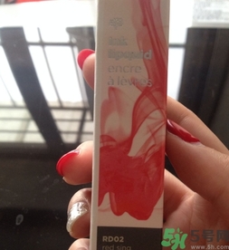 菲詩小鋪水墨絢染水潤唇彩怎么樣？菲詩小鋪唇彩好用嗎？
