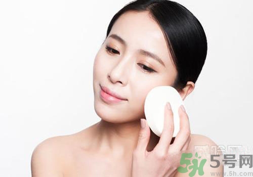 痘痘肌用什么護(hù)膚品好？痘痘肌護(hù)膚品推薦