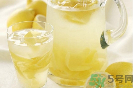 檸檬水是堿性食物嗎？檸檬水是酸性還是堿性？