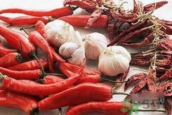 流鼻血不能吃什么食物？流鼻血吃什么好？