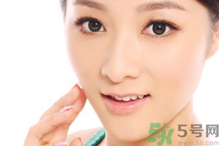 玻尿酸隆鼻的危害有哪些？玻尿酸隆鼻的副作用是什么？