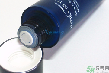 ahc水乳孕婦可以用嗎？ahc b5玻尿酸水乳適合孕婦嗎？