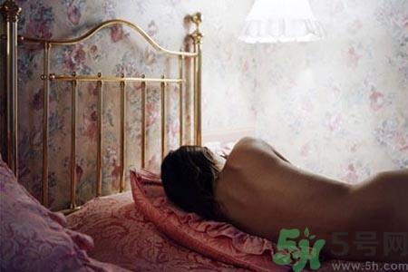 哪些女性不宜裸睡？女人裸睡的七大好處