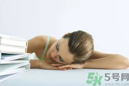 吃完午飯睡覺(jué)會(huì)胖嗎？吃完飯就睡覺(jué)好嗎？