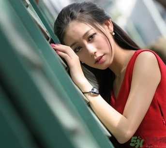 女性頭暈?zāi)垦Ｔ趺椿厥?？女性頭暈?zāi)垦Ｔ趺崔k？