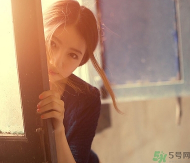 女性頭暈?zāi)垦Ｔ趺椿厥拢颗灶^暈?zāi)垦Ｔ趺崔k？