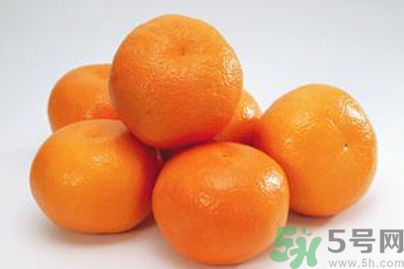 牛奶和橘子能一起吃嗎？橘子不能和什么一起吃？