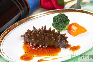活海參和干海參哪個(gè)好？活海參好還是干海參好？