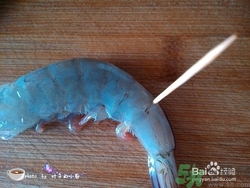 活蝦怎么處理干凈蝦線？活蝦怎么去蝦線？