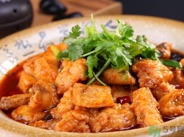 帶魚和牛奶可以一起吃嗎？帶魚和牛奶可以同時吃嗎？