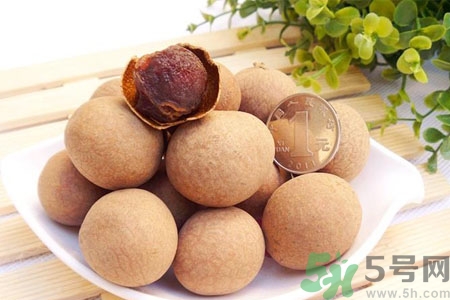 干桂圓一天可以吃幾個(gè)？干桂圓怎么吃最有營(yíng)養(yǎng)？