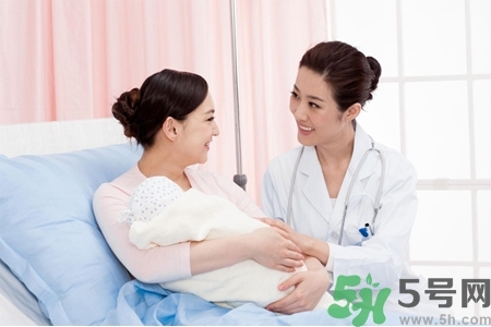 秋天怎么坐月子？秋天坐月子需要注意什么？