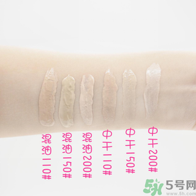 revlon露華濃粉底液怎么樣？露華濃粉底液色號選擇與試色