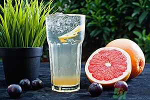 柚子可以泡水喝嗎？柚子泡水喝有什么好處？