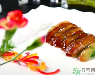 海參可以帶上飛機(jī)嗎？活海參可以托運(yùn)嗎？