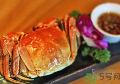 大閘蟹蒸多長時間？沒熟的大閘蟹可以吃嗎？