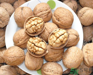 紙皮核桃和普通核桃哪個(gè)好？紙皮核桃和普通的核桃有什么區(qū)別？