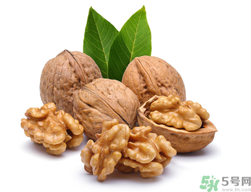 紙皮核桃和普通核桃哪個(gè)好？紙皮核桃和普通的核桃有什么區(qū)別？