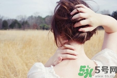 夏天曬黑了多久恢復(fù)？夏天曬黑了怎么白回來？