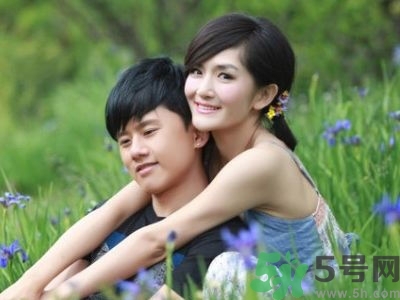 為什么男人喜歡姐弟戀？姐弟戀男人的心理