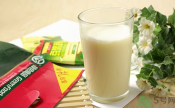 豆?jié){粉有營(yíng)養(yǎng)嗎？豆?jié){粉結(jié)塊還能喝嗎？