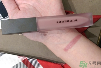 burberry巴寶莉霧面唇釉多少錢(qián)?burberry巴寶莉霧面唇釉專(zhuān)柜價(jià)格