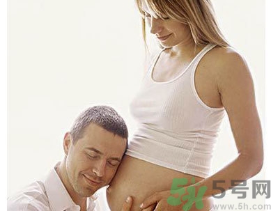 孕婦缺鈣的癥狀有哪些？孕婦缺鈣怎么補(bǔ)？