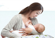 母乳喂養(yǎng)多久喂一次？母乳喂養(yǎng)注意事項