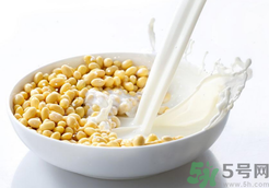 豆?jié){粉有營(yíng)養(yǎng)嗎？豆?jié){粉結(jié)塊還能喝嗎？