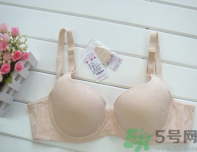 哺乳文胸帶鋼圈的好還是不帶好？哺乳內(nèi)衣怎么洗