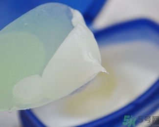 孕婦可以用凡士林嗎？孕婦可以用凡士林潤(rùn)膚露嗎？