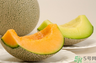 哈密瓜吃多了會(huì)怎么樣？哈密瓜吃多了會(huì)上火嗎？