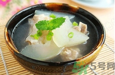 入秋喝什么湯最好？秋季養(yǎng)生湯有哪些？