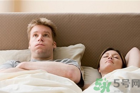 落枕晚上怎么睡覺好？落枕后怎么睡覺？