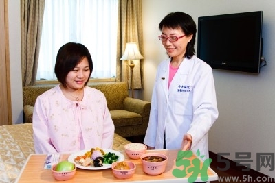 產(chǎn)后如何恢復(fù)身材？產(chǎn)后如何坐月子？