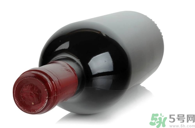 葡萄酒不能和什么一起吃？葡萄酒和什么食物相克？