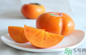 脆柿子可以直接吃嗎？柿子可以直接吃嗎？