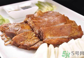 秋天可以吃羊肉嗎？秋天適合吃羊肉嗎？