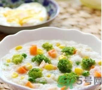 孕婦早餐吃什么好？孕婦早餐幾點(diǎn)吃最好？