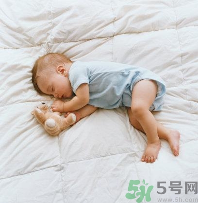 秋季幼兒如何預(yù)防感冒？秋季幼兒感冒怎么辦？