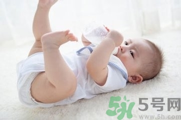 什么季節(jié)斷奶對寶寶好？如何給寶寶斷奶？