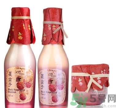 思親膚適合什么膚質(zhì)？skin food思親膚適合油性皮膚嗎？