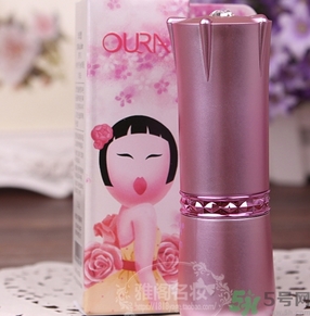 oura馬油唇膏好用嗎？愛茉莉oura馬油唇膏顏色區(qū)別
